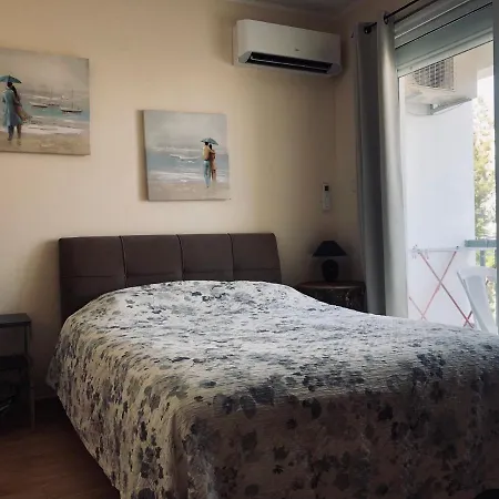 White Arches Modern Beautiful Apartment Limassol